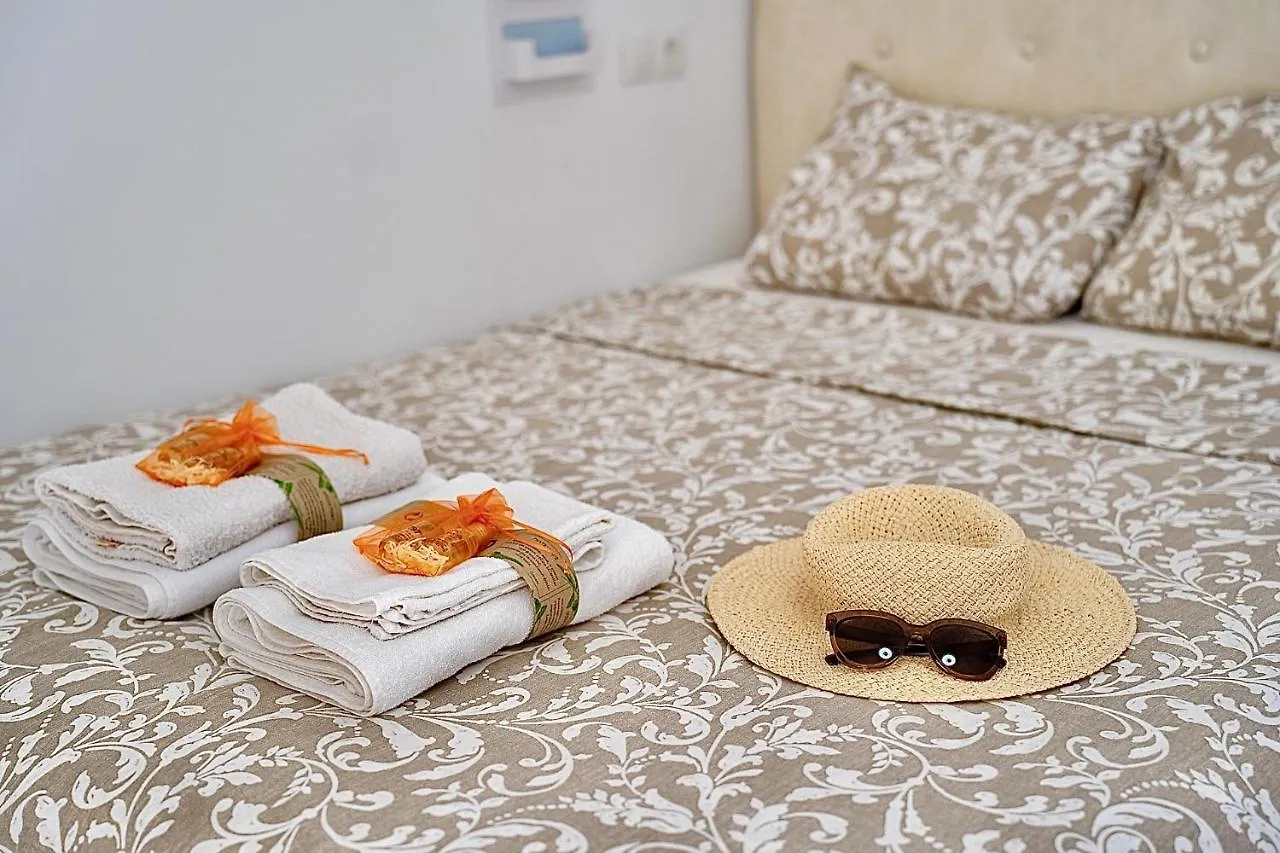 797 Holiday Rentals - Comodo Estudio En Agata Con Terraza Benalmadena Apartment